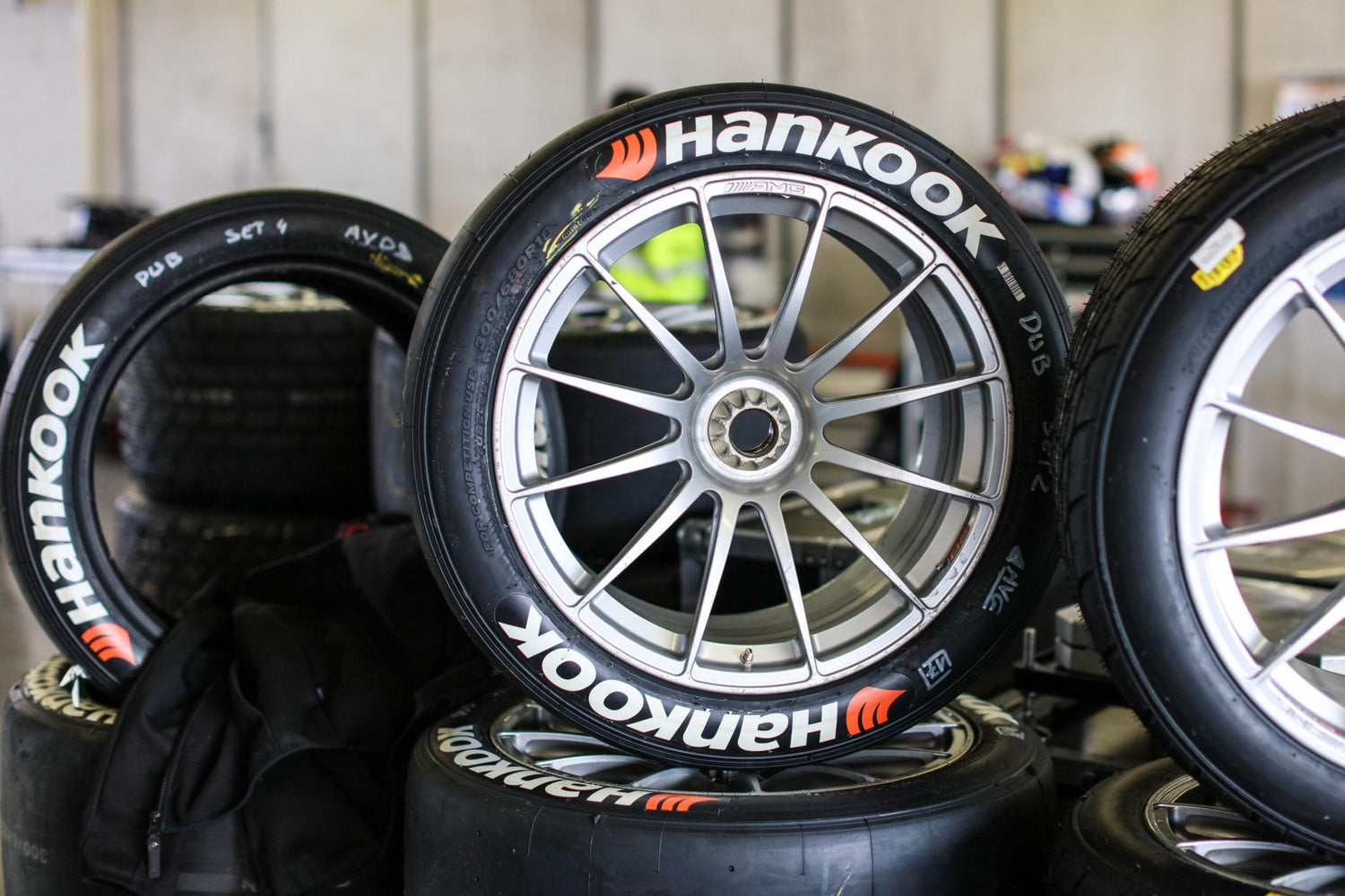 Hankook Ventus F200 Slick Tires